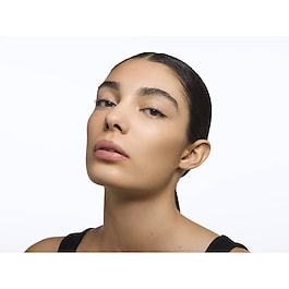 Encre de Peau All Hours Setting Powder - Poudre compacte matifiante